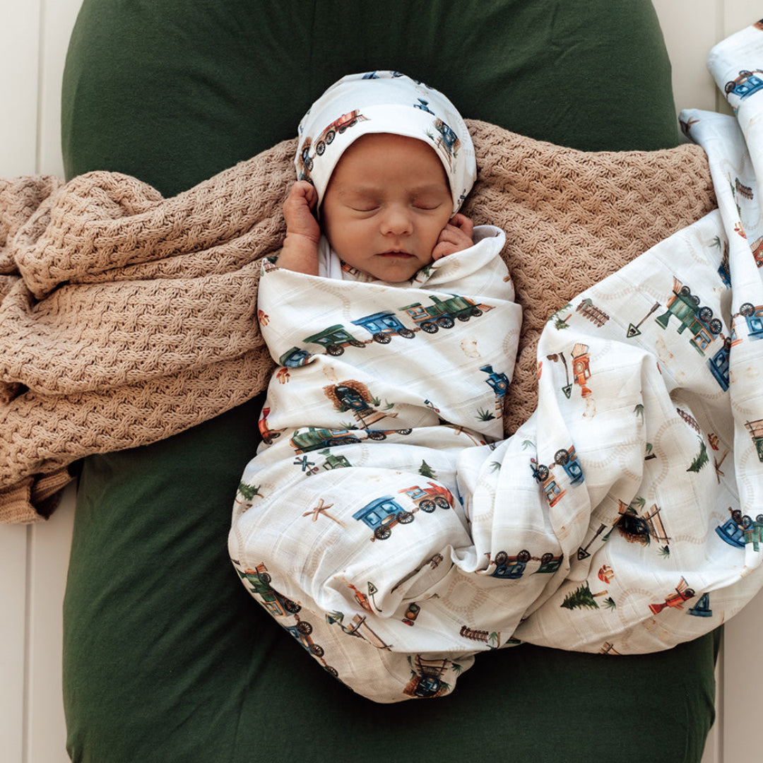 SNUGGLE HUNNY ORGANIC MUSLIN WRAP - TRAINS