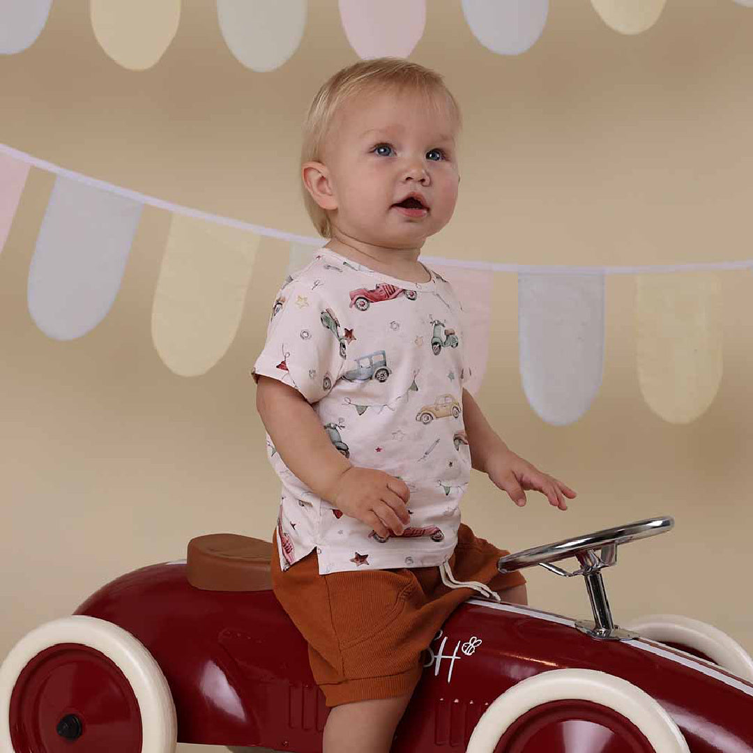 SNUGGLE HUNNY ORGANIC SHORT SLEEVE T-SHIRT - VINTAGE CARS