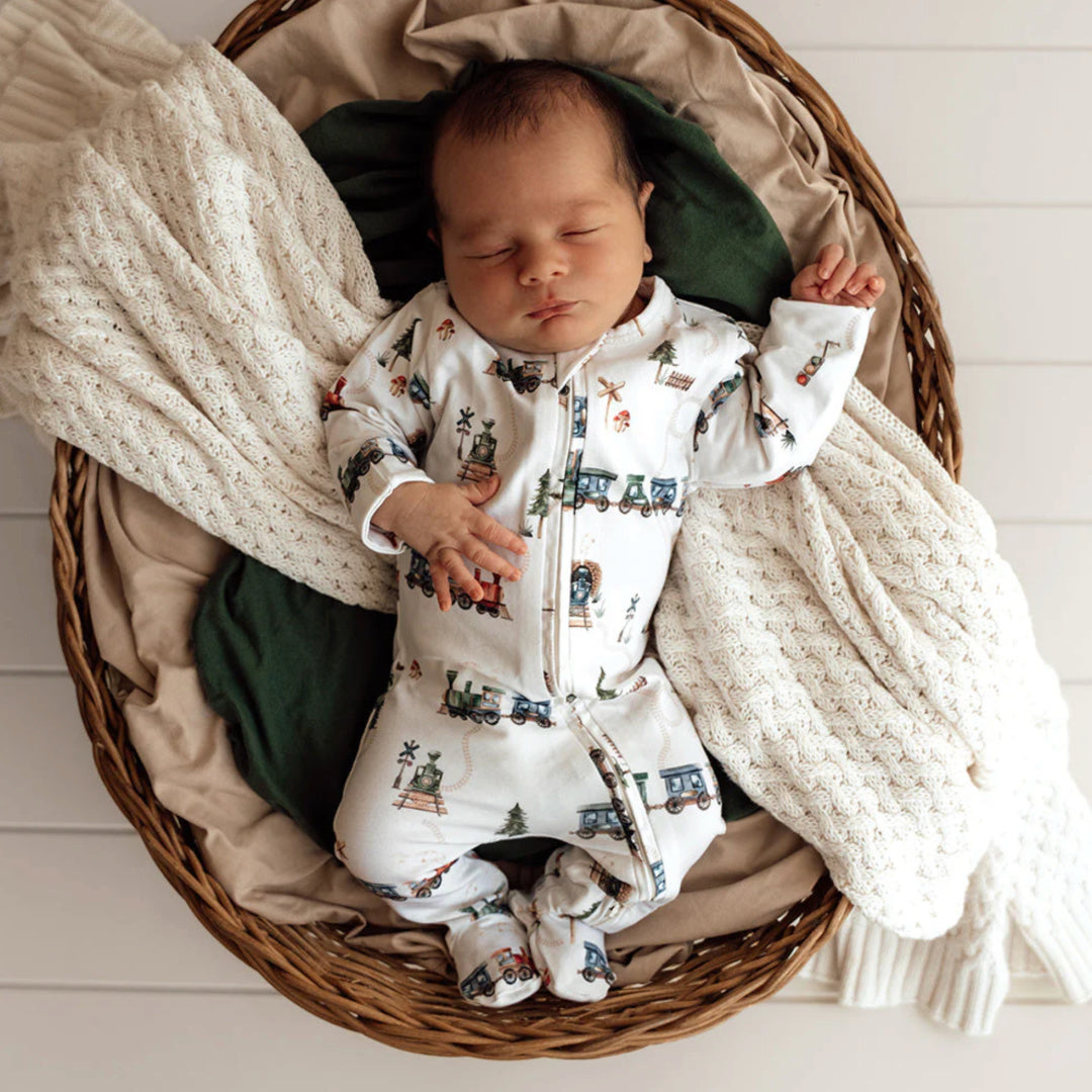 SNUGGLE HUNNY ORGANIC SNUGGLE SLEEPSUIT ZIP FOOTIE - TRAINS