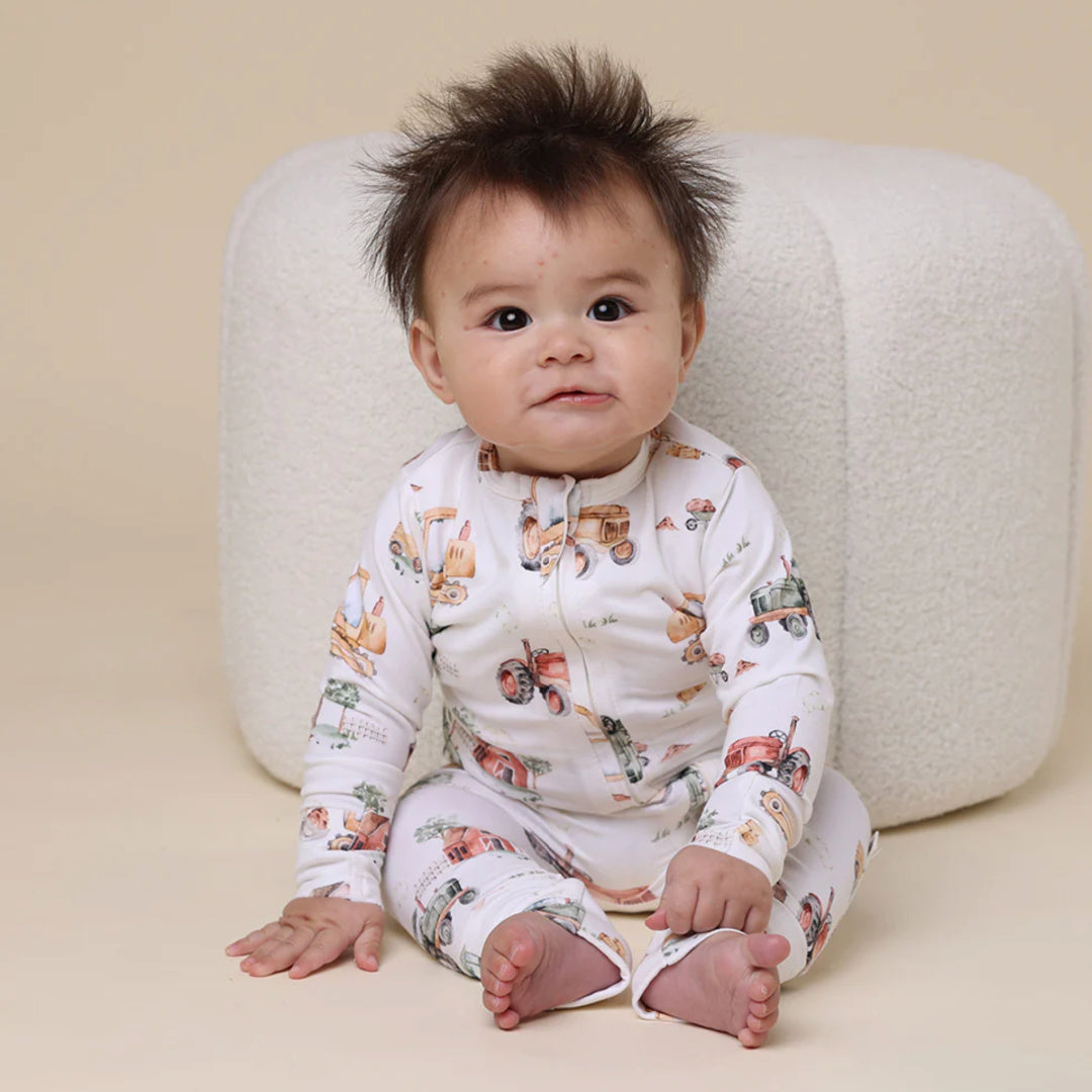 SNUGGLE HUNNY ORGANIC SNUGGLESUIT CONVERTIBLE ZIP ROMPER - DIGGERS &amp; TRACTORS