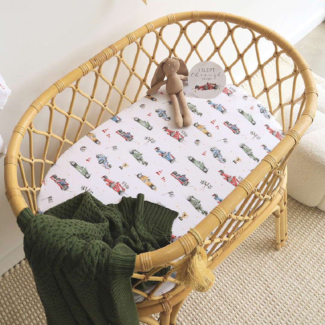 SNUGGLE HUNNY ORGANIC FITTED BASSINET SHEET / CHANGE PAD COVER - LITTLE RACERS