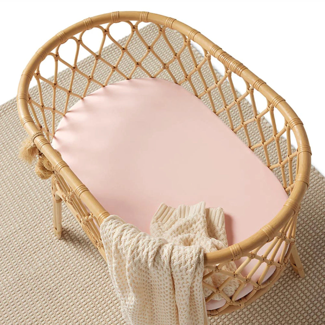 SNUGGLE HUNNY ORGANIC FITTED BASSINET SHEET / CHANGE PAD COVER - BABY PINK