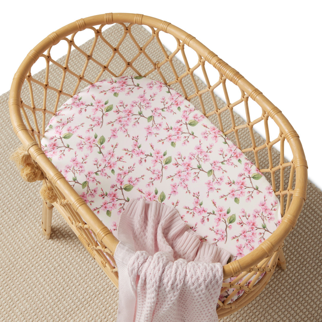 SNUGGLE HUNNY ORGANIC FITTED BASSINET SHEET / CHANGE PAD COVER - CHERRY BLOSSOM