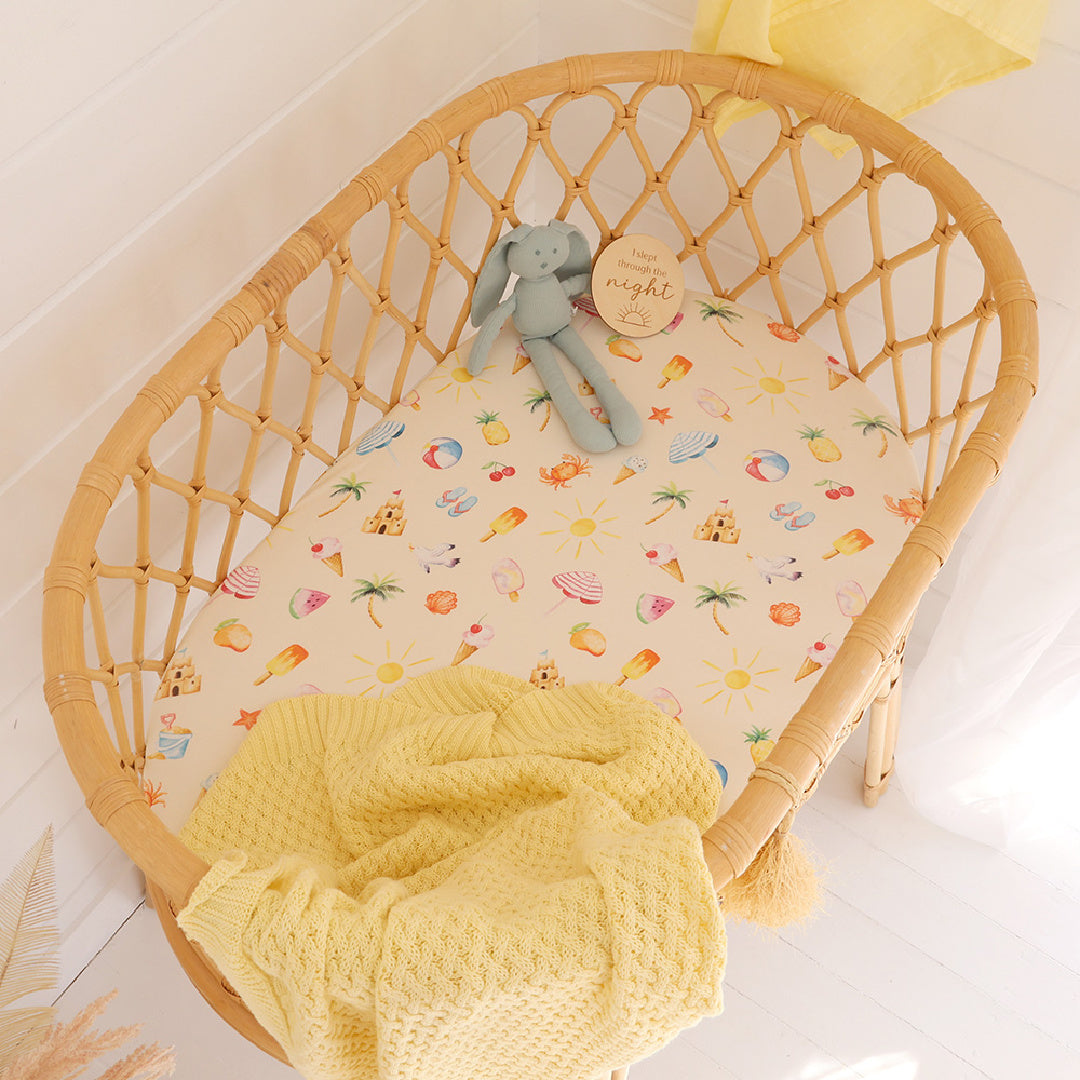 SNUGGLE HUNNY ORGANIC FITTED BASSINET SHEET / CHANGE PAD COVER - BEACH FUN