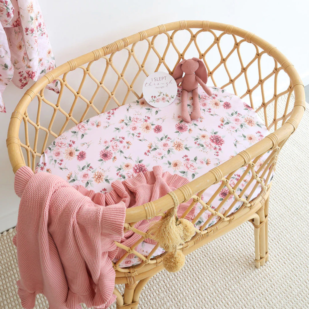 SNUGGLE HUNNY ORGANIC FITTED BASSINET SHEET / CHANGE PAD COVER - BIRDS &amp; BLOOMS