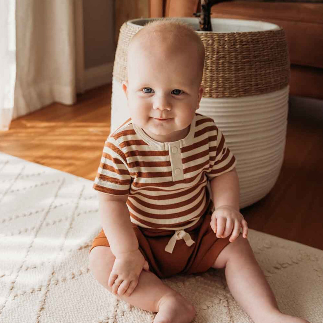 SNUGGLE HUNNY ORGANIC SHORT SLEEVE BODYSUIT - BISCUIT STRIPE