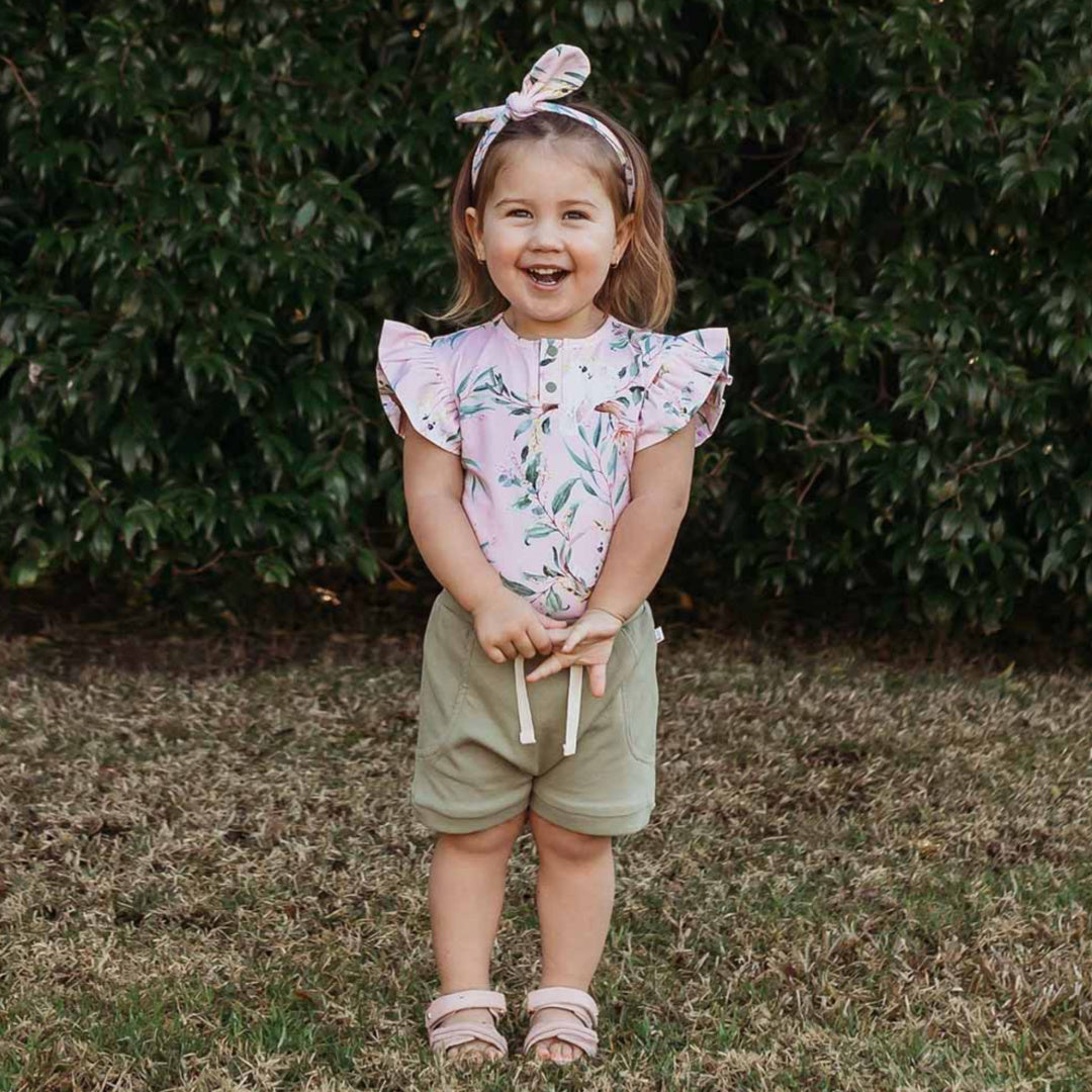 SNUGGLE HUNNY ORGANIC SHORT SLEEVE BODYSUIT WITH FRILL - COCKATOO