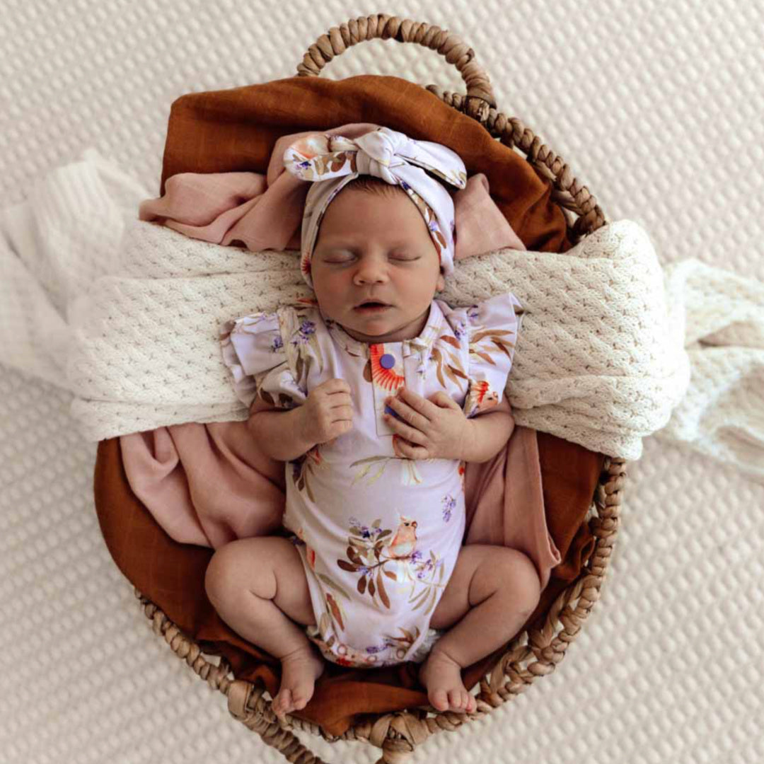 SNUGGLE HUNNY ORGANIC SHORT SLEEVE BODYSUIT WITH FRILL- MAJOR MITCHELL