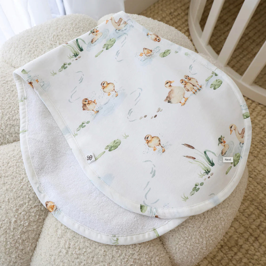 SNUGGLE HUNNY ORGANIC COTTON BURP CLOTH - DUCK POND