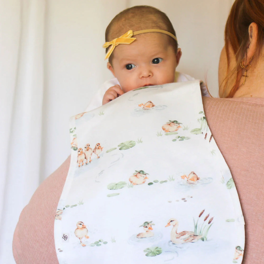 SNUGGLE HUNNY ORGANIC COTTON BURP CLOTH - DUCK POND