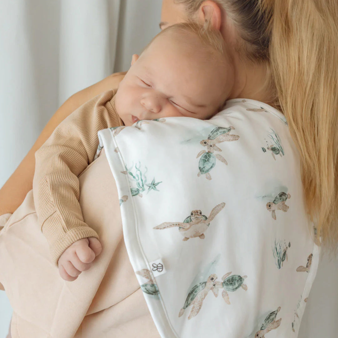 SNUGGLE HUNNY ORGANIC COTTON BURP CLOTH - TURTLE