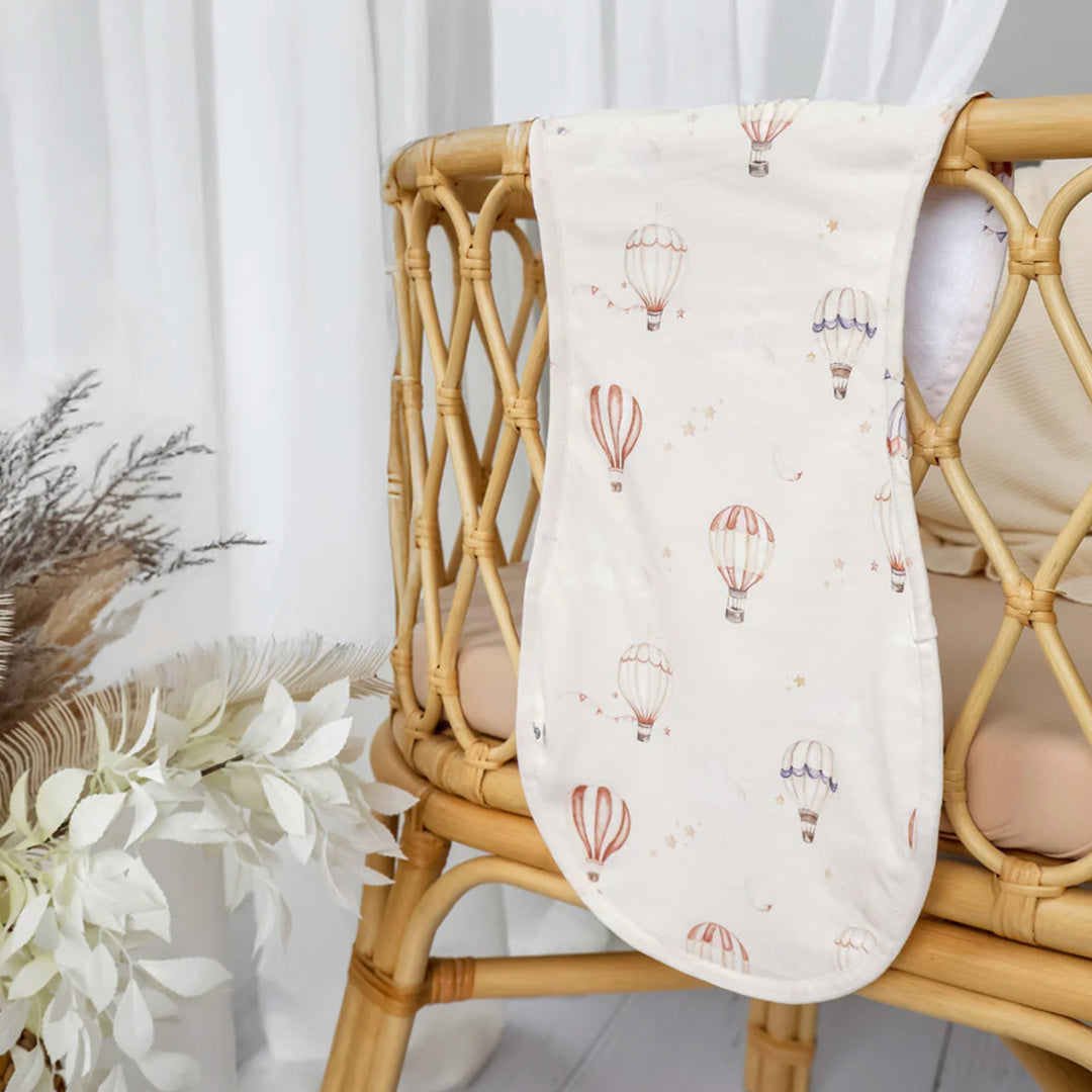 SNUGGLE HUNNY ORGANIC COTTON BURP CLOTH -  UP &amp; AWAY