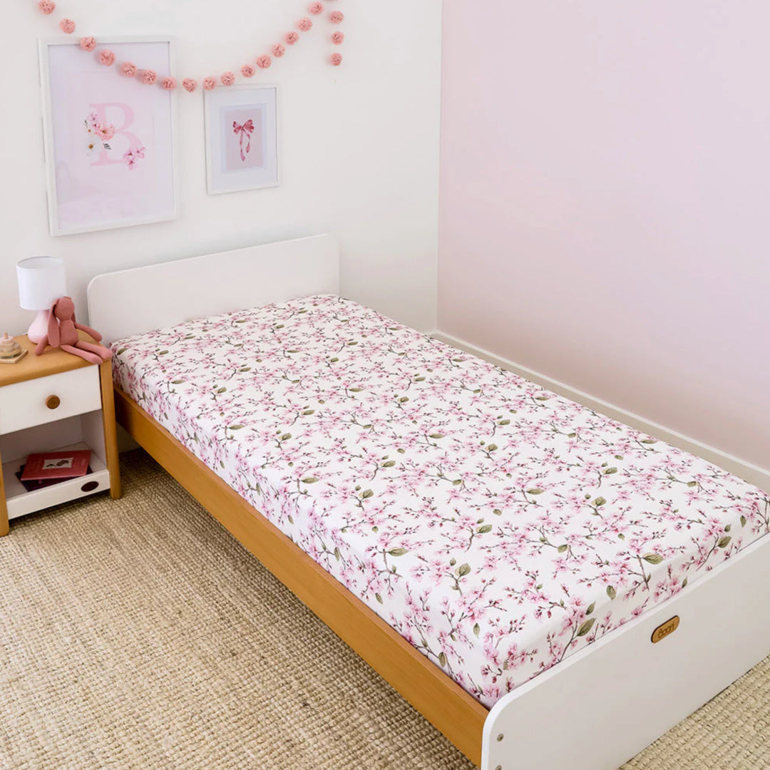 SNUGGLE HUNNY ORGANIC COTTON DOUBLE BED FITTED SHEET - CHERRY BLOSSOM