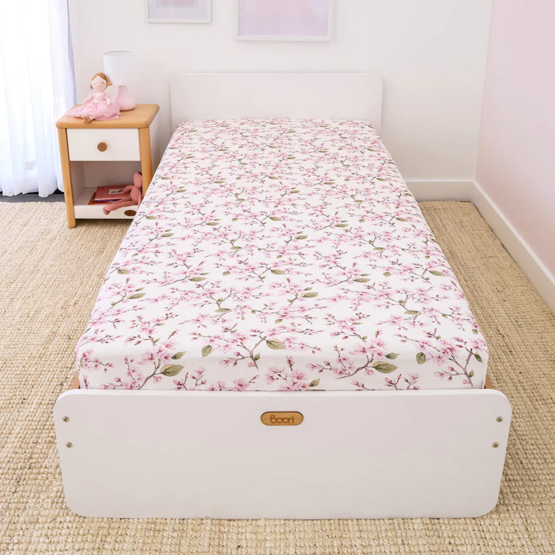 SNUGGLE HUNNY ORGANIC COTTON DOUBLE BED FITTED SHEET - CHERRY BLOSSOM