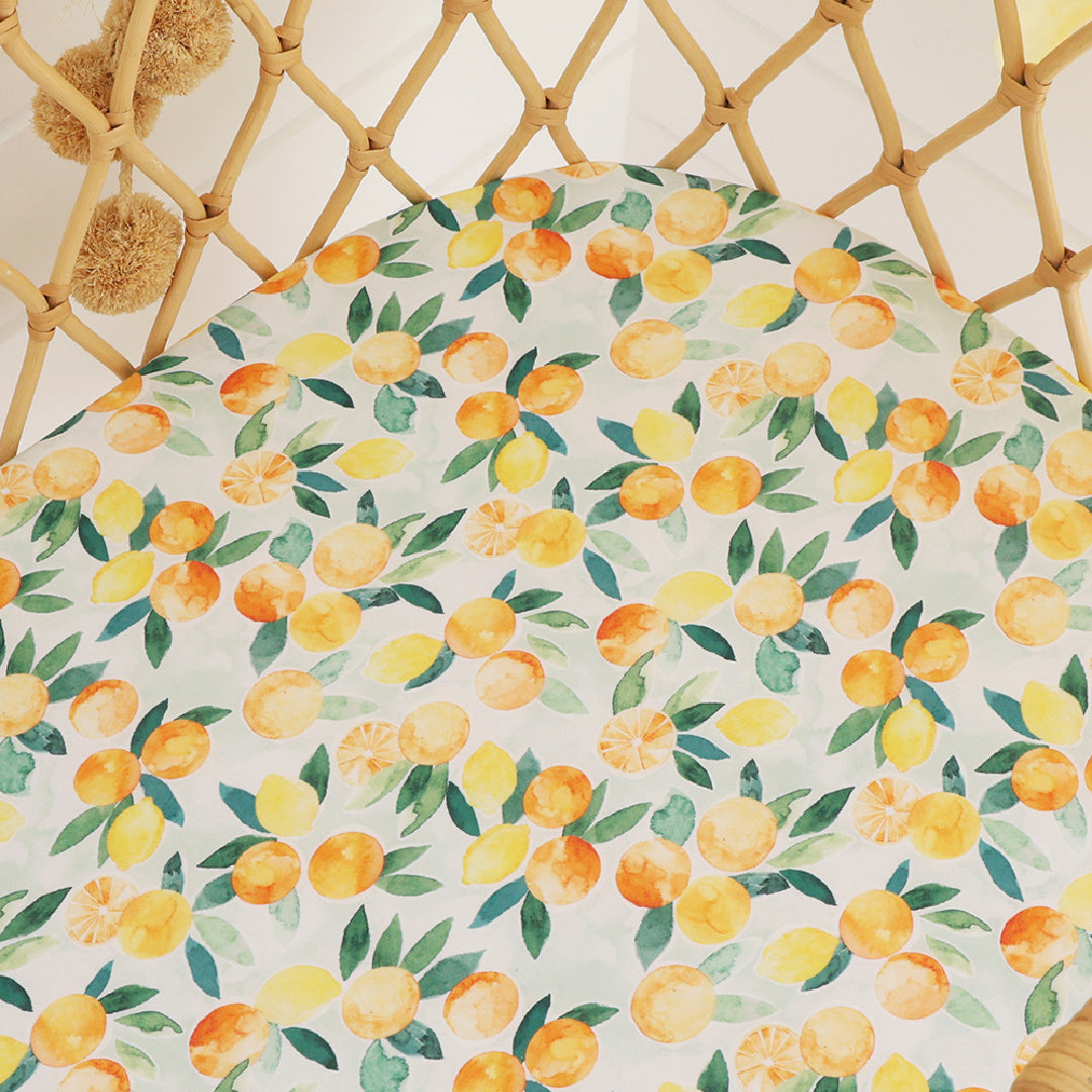 SNUGGLE HUNNY ORGANIC FITTED BASSINET SHEET / CHANGE PAD COVER - CITRUS SQUEEZE