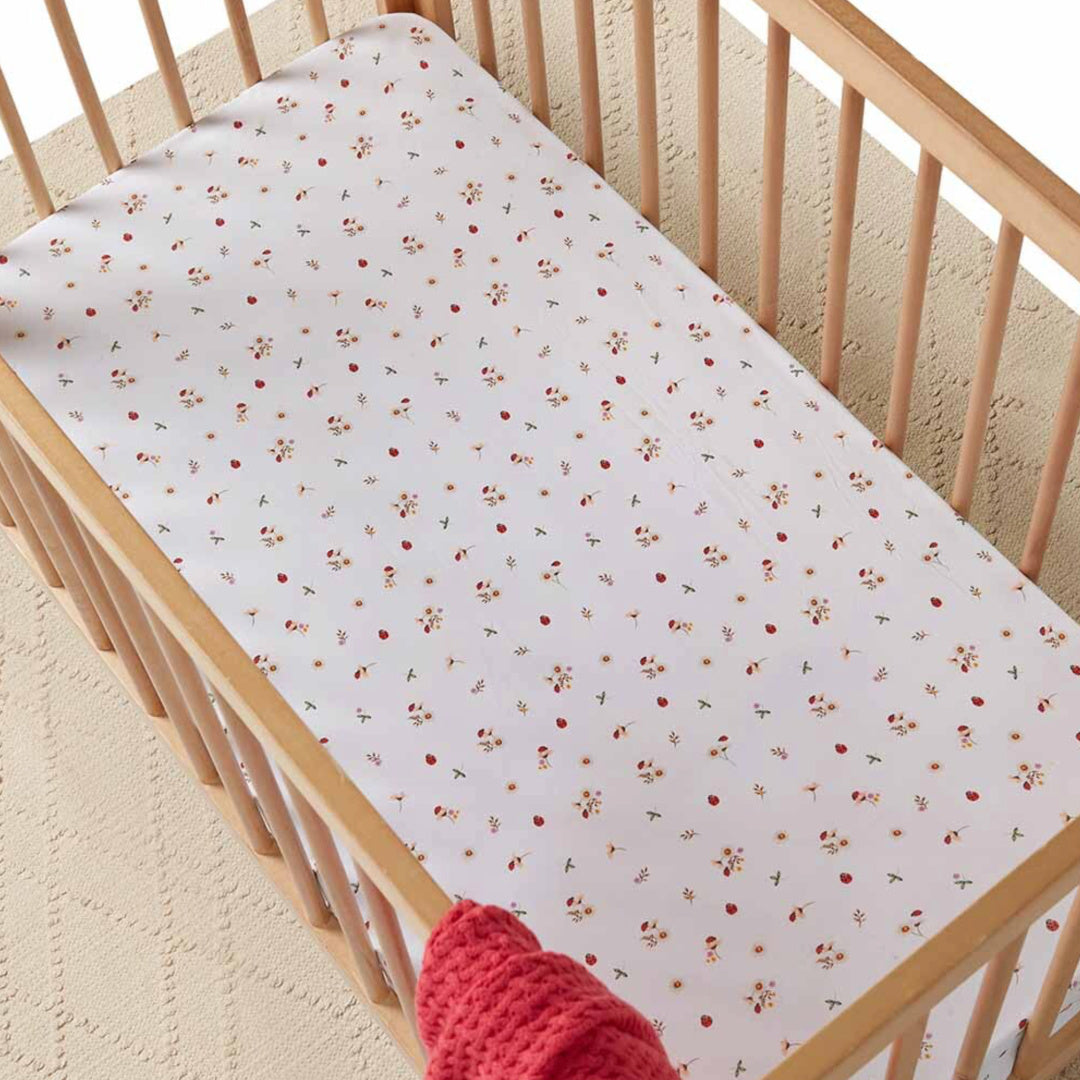 SNUGGLE HUNNY ORGANIC FITTED COT SHEET - LADYBUG
