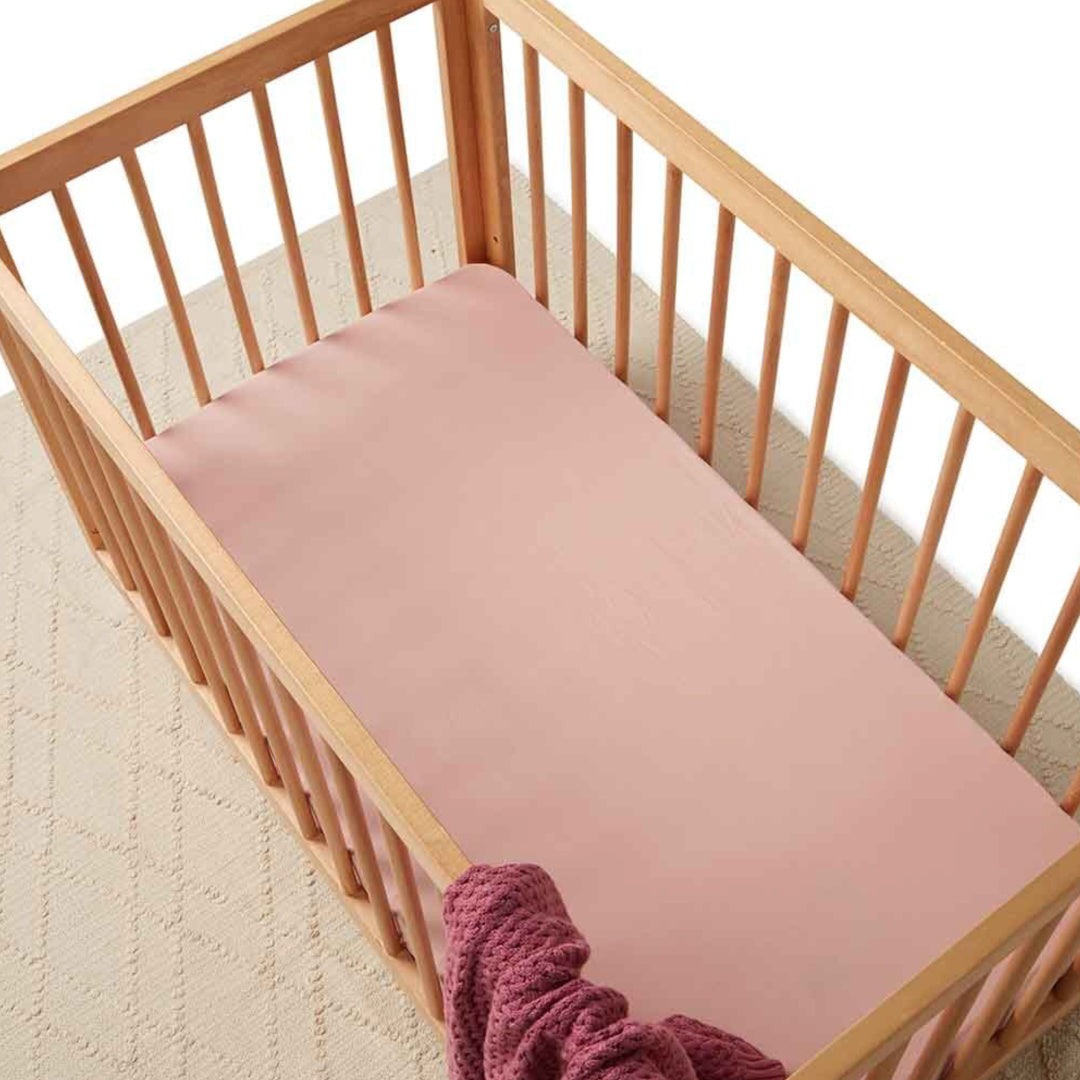 SNUGGLE HUNNY FITTED COT SHEET - LULLABY PINK