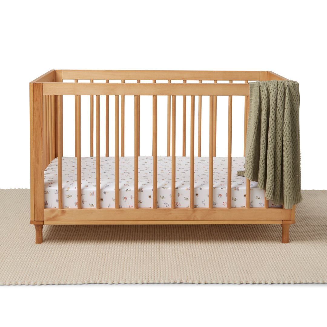 SNUGGLE HUNNY ORGANIC FITTED COT SHEET - GARDEN FRIENDS