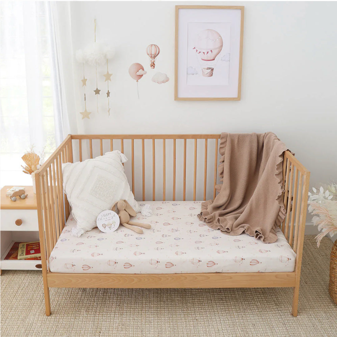 SNUGGLE HUNNY ORGANIC FITTED COT SHEET - UP &amp; AWAY