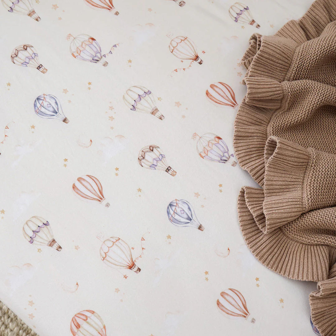 SNUGGLE HUNNY ORGANIC FITTED COT SHEET - UP &amp; AWAY