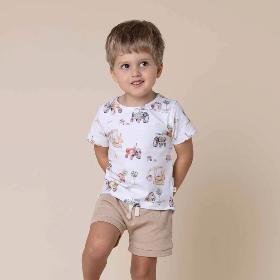 SNUGGLE HUNNY ORGANIC SHORT SLEEVE T-SHIRT - DIGGERS &amp; TRACTORS