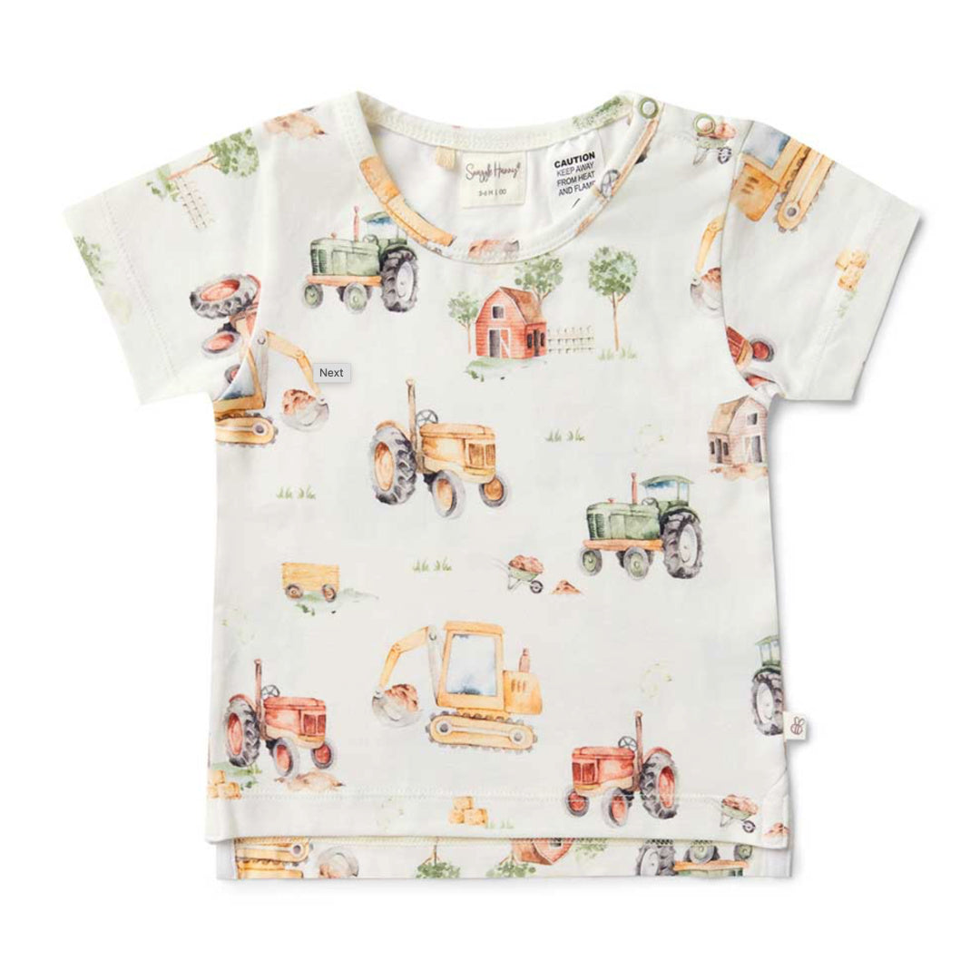 SNUGGLE HUNNY ORGANIC SHORT SLEEVE T-SHIRT - DIGGERS &amp; TRACTORS