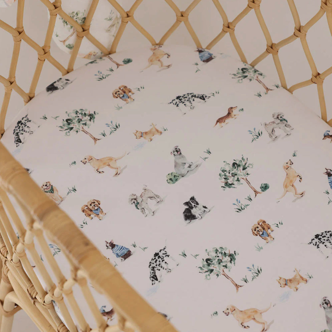 SNUGGLE HUNNY ORGANIC FITTED BASSINET SHEET / CHANGE PAD COVER - DOG PARK
