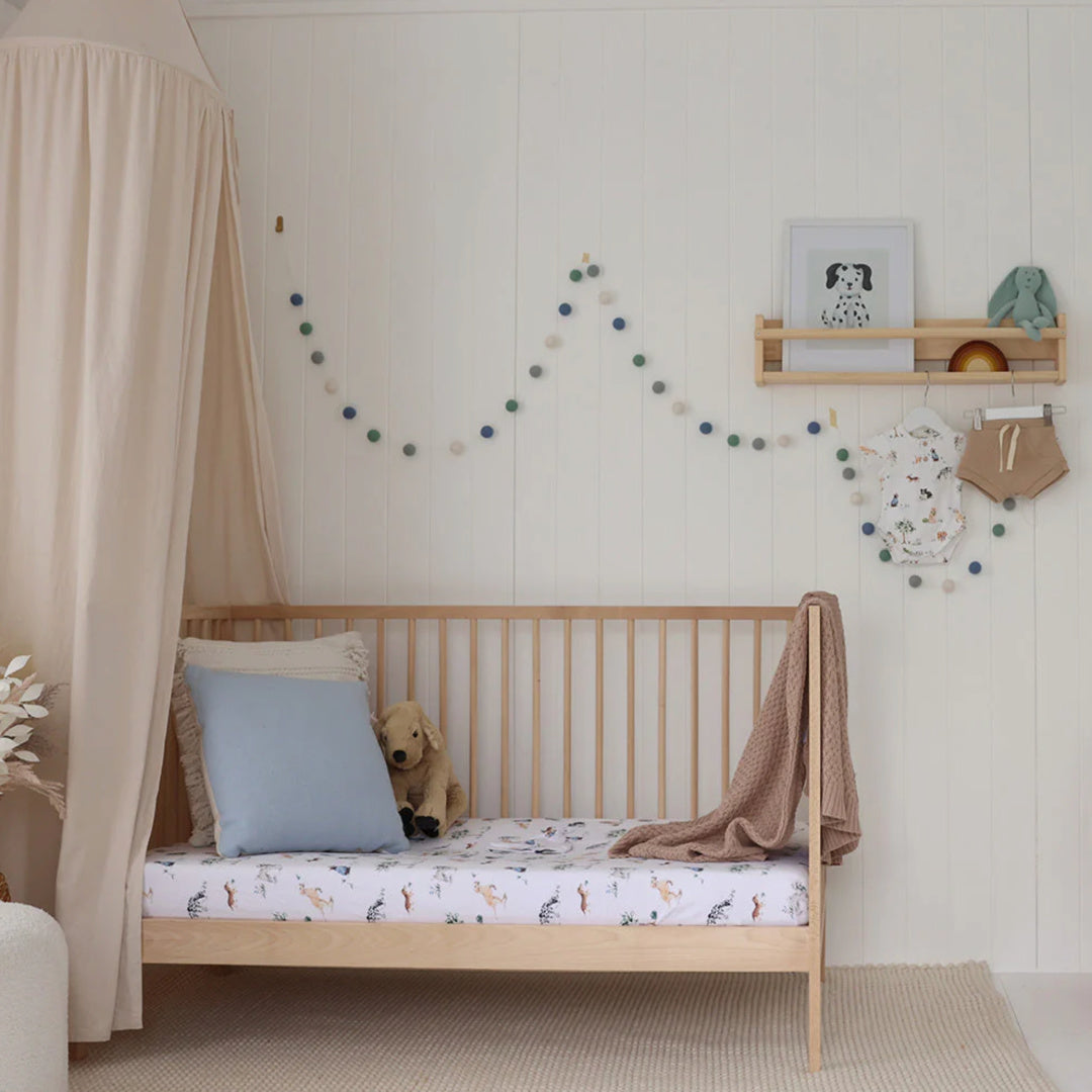 SNUGGLE HUNNY ORGANIC FITTED COT SHEET - DOG PARK