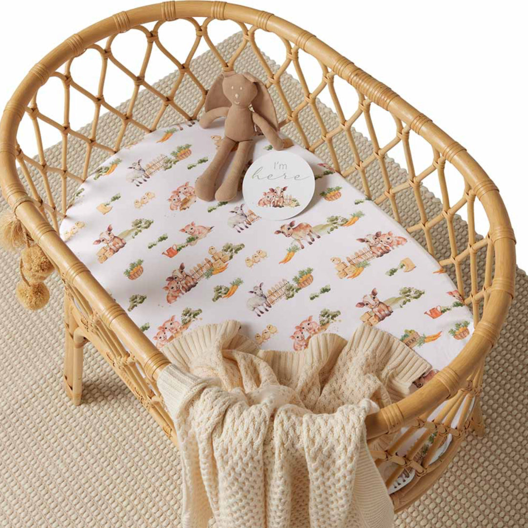 SNUGGLE HUNNY ORGANIC FITTED BASSINET SHEET / CHANGE PAD COVER - FARM