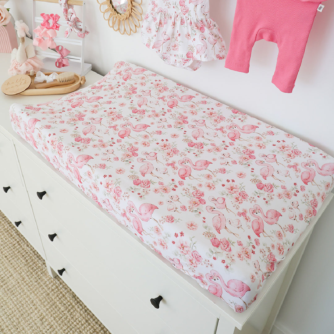 SNUGGLE HUNNY ORGANIC FITTED BASSINET SHEET / CHANGE PAD COVER - FLAMINGOS