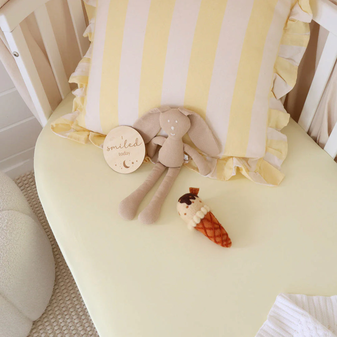 SNUGGLE HUNNY ORGANIC FITTED COT SHEET - LEMON SORBET