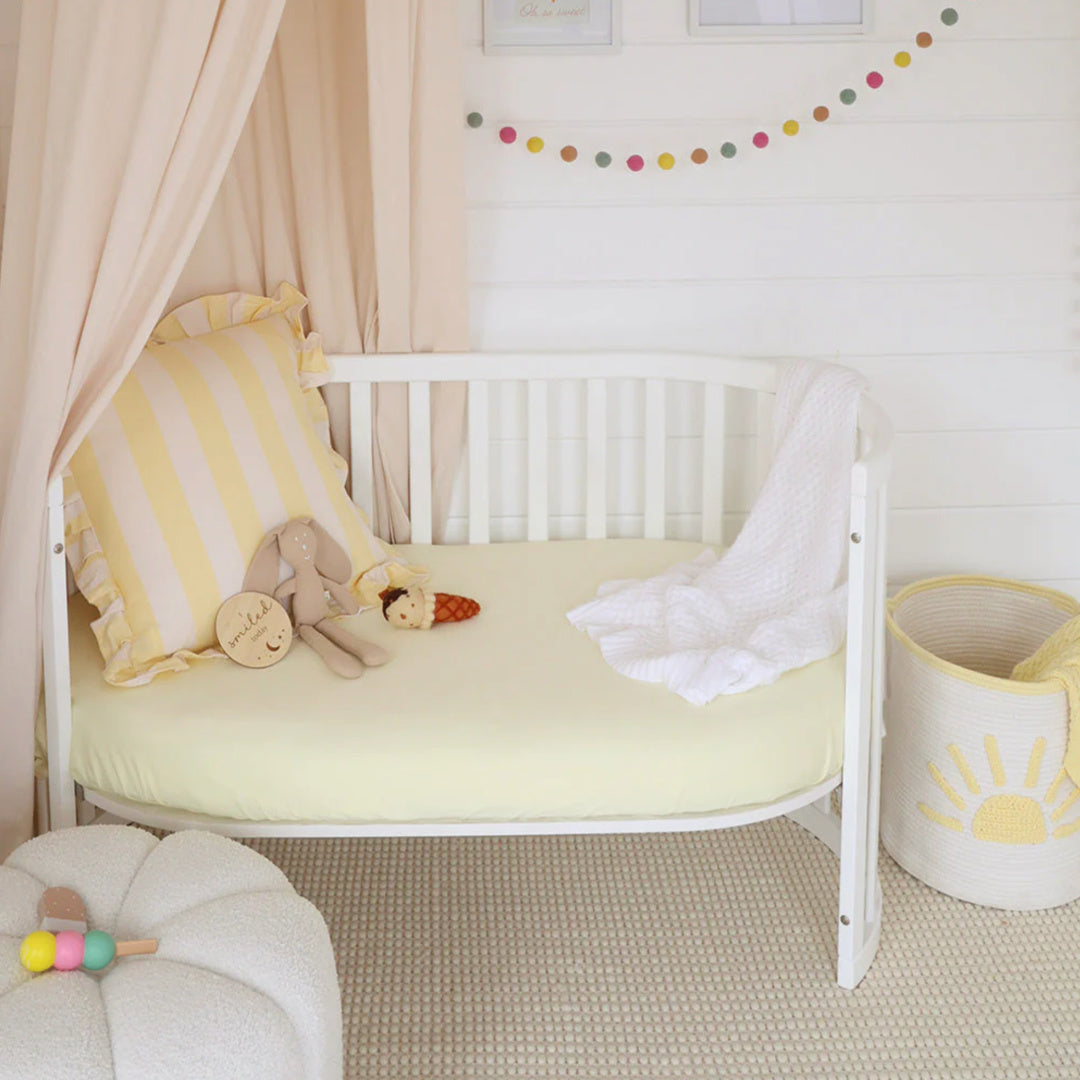SNUGGLE HUNNY ORGANIC FITTED COT SHEET - LEMON SORBET