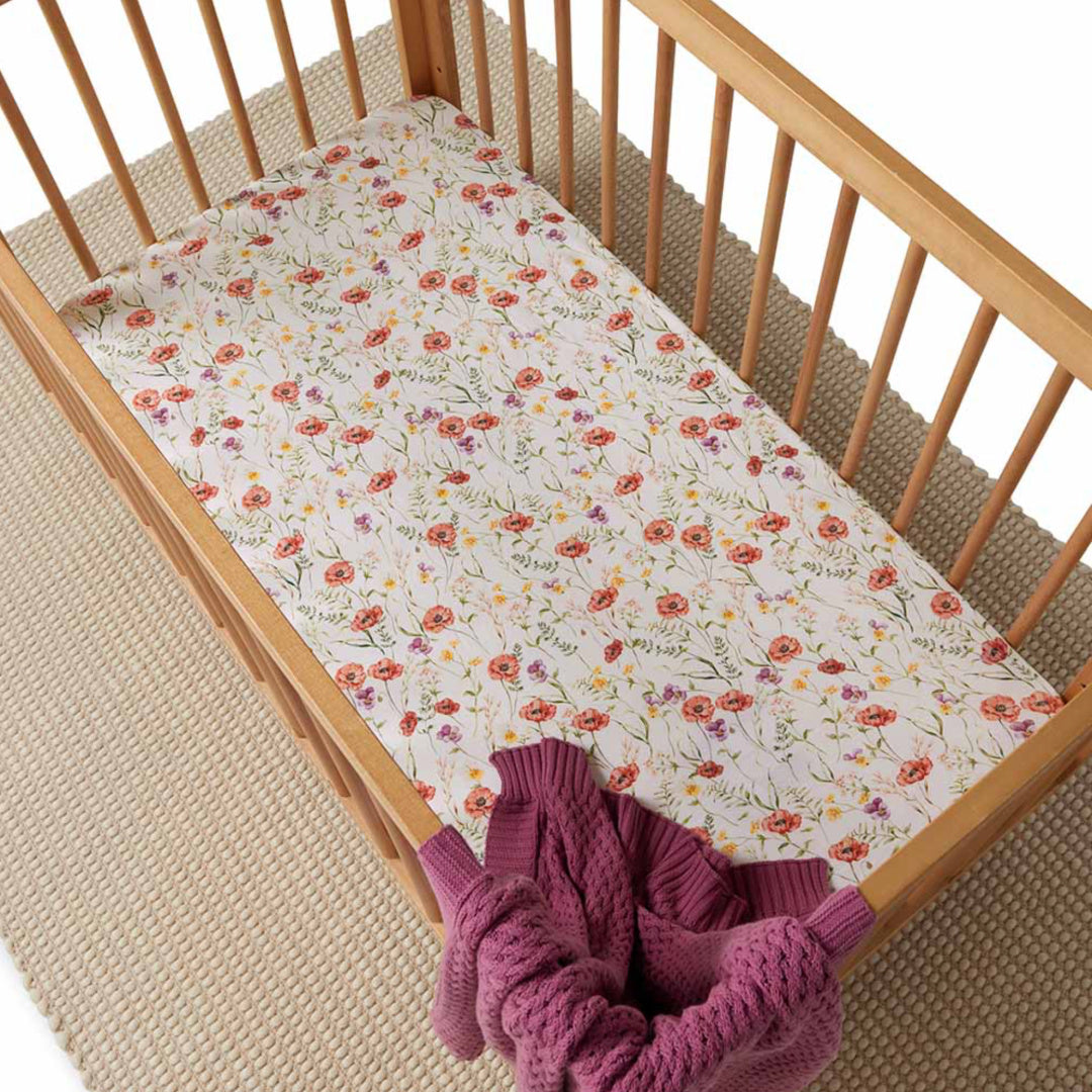 SNUGGLE HUNNY ORGANIC FITTED COT SHEET - MEADOW