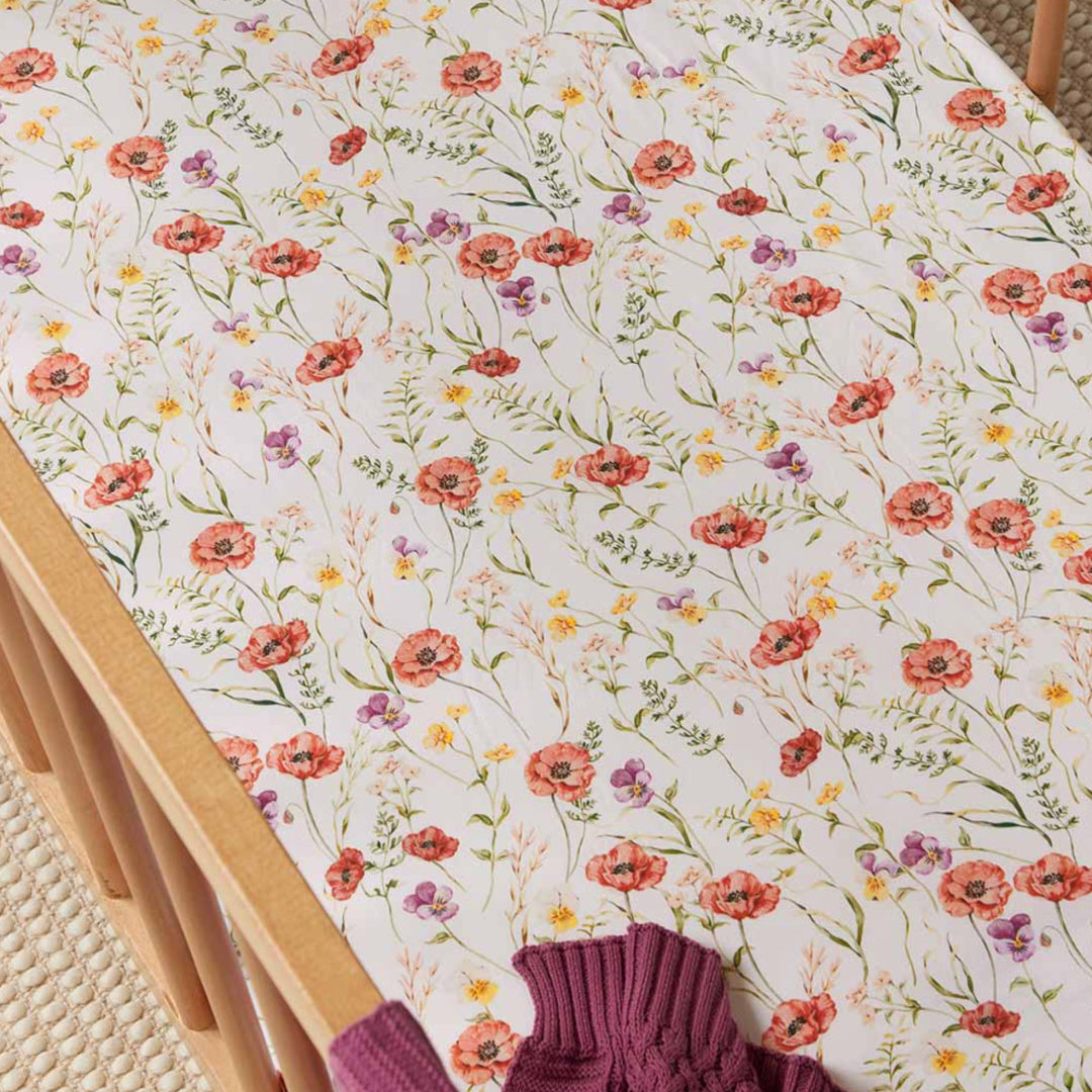 SNUGGLE HUNNY ORGANIC FITTED COT SHEET - MEADOW