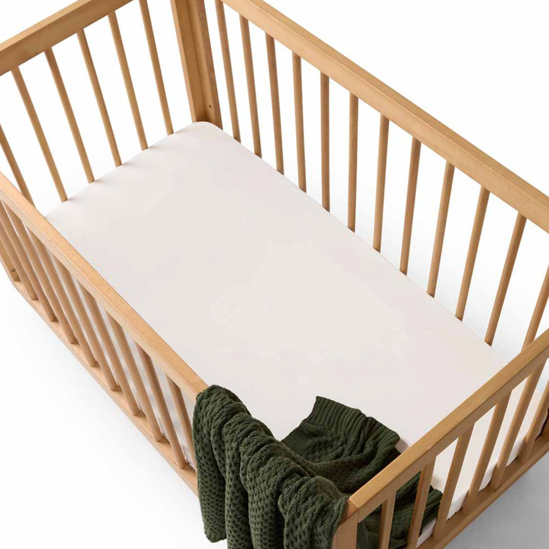 SNUGGLE HUNNY ORGANIC FITTED COT SHEET - MILK