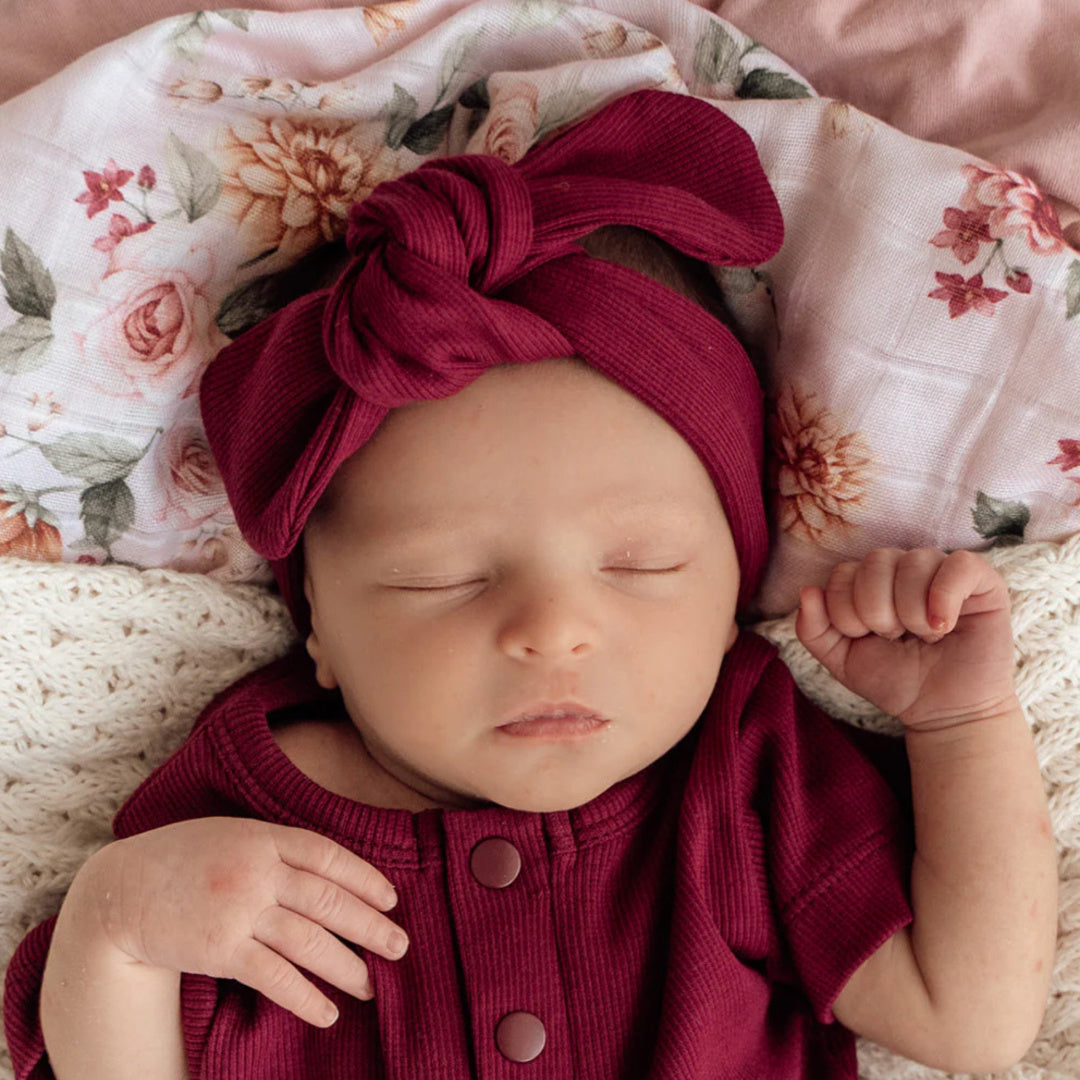 SNUGGLE HUNNY ORGANIC RIBBED TOPKNOT - RASPBERRY