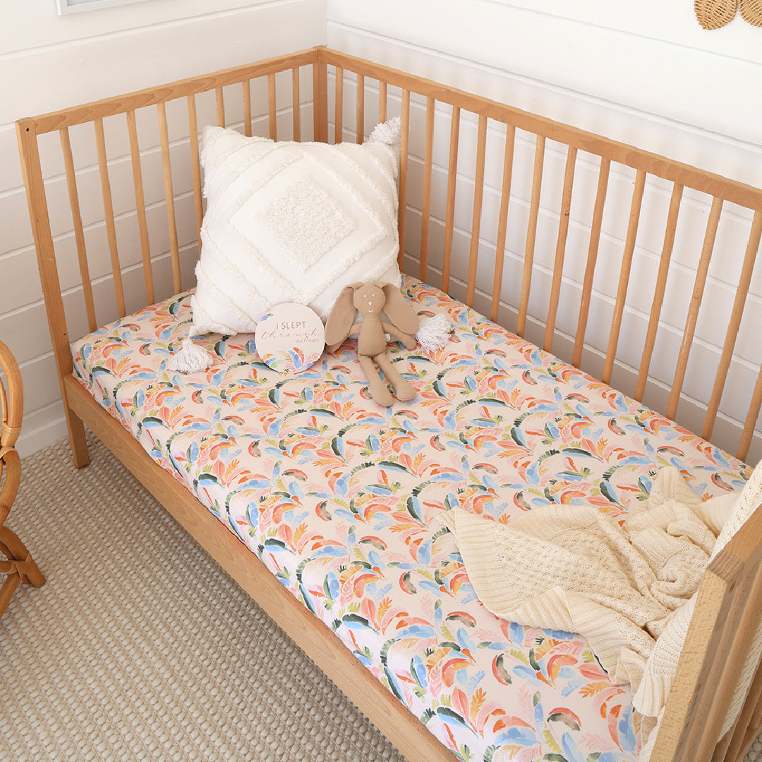SNUGGLE HUNNY ORGANIC FITTED COT SHEET - SUMMER PALM