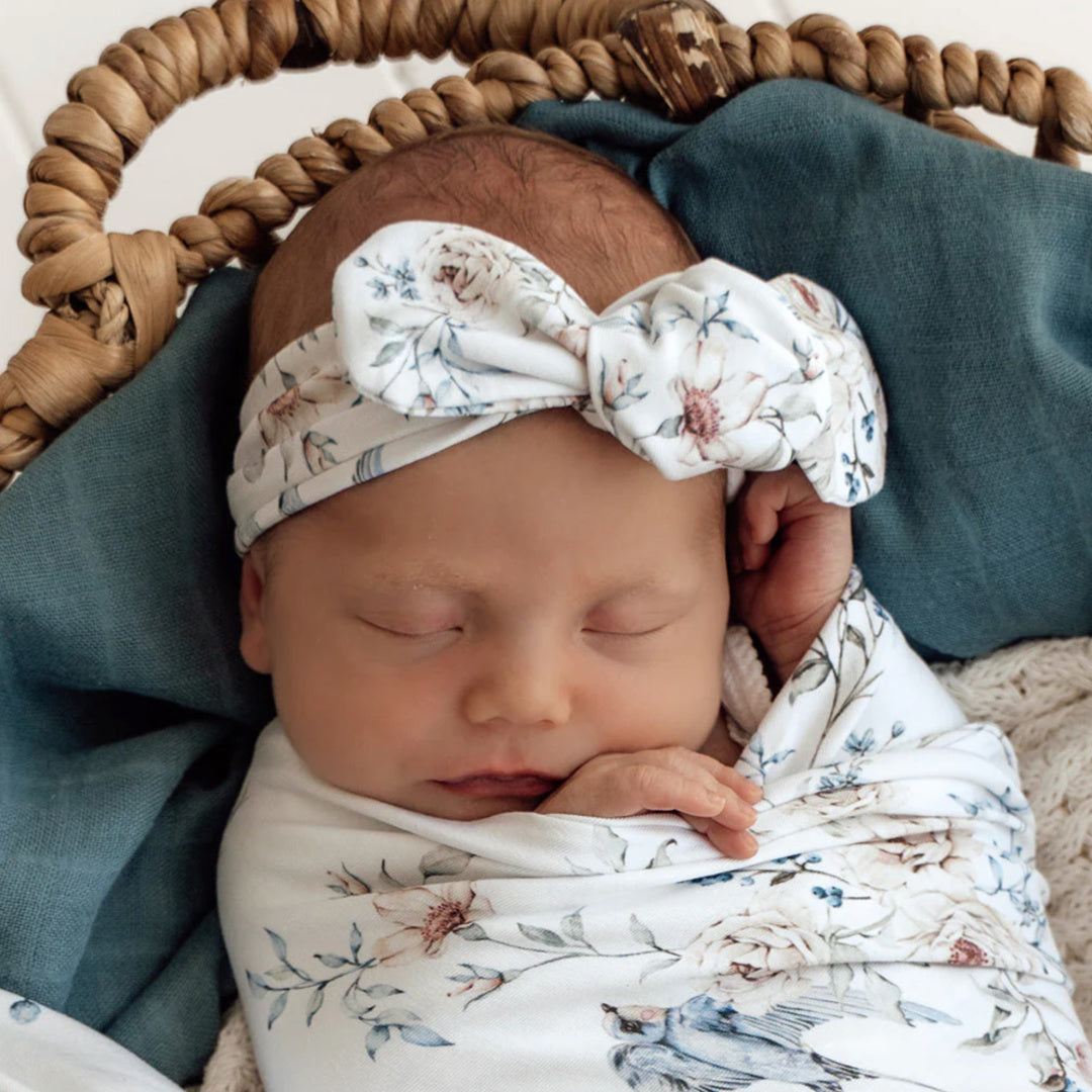 SNUGGLE HUNNY ORGANIC TOPKNOT - SWEET SWALLOWS