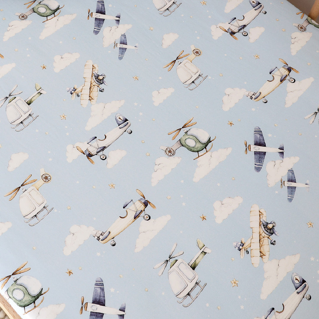 SNUGGLE HUNNY ORGANIC FITTED COT SHEET - TAKING FLIGHT