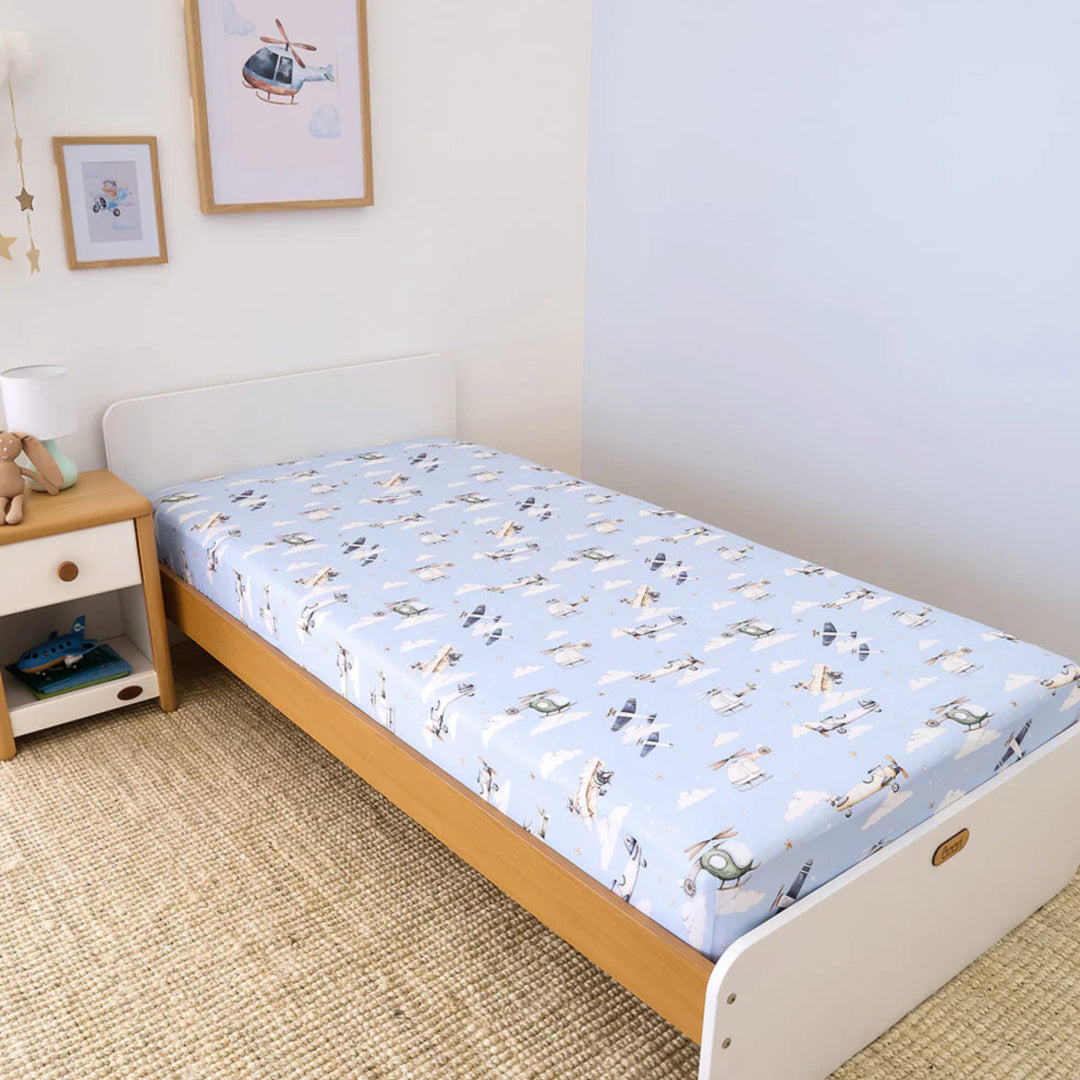 SNUGGLE HUNNY ORGANIC COTTON DOUBLE BED FITTED SHEET - TAKING FLIGHT