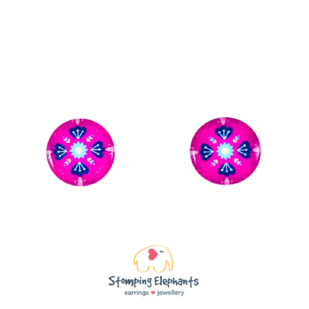 STOMPING ELEPHANTS SVEN EARRINGS (SMALL)