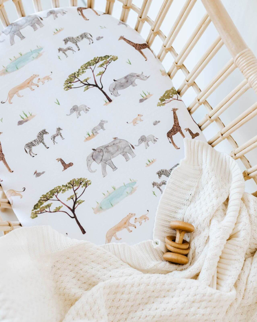 SNUGGLE HUNNY ORGANIC FITTED BASSINET SHEET / CHANGE PAD COVER - SAFARI