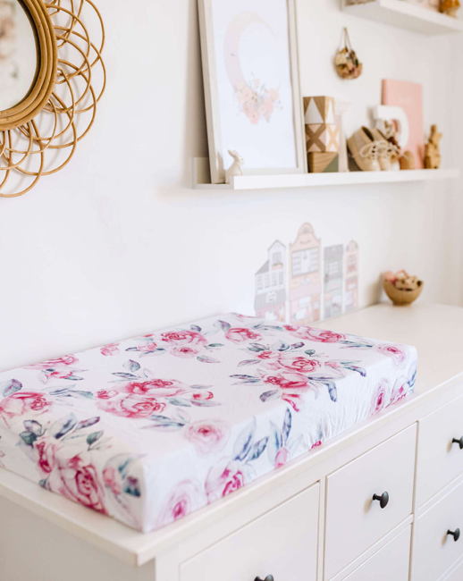 SNUGGLE HUNNY ORGANIC FITTED BASSINET SHEET / CHANGE PAD COVER - LILAC SKIES