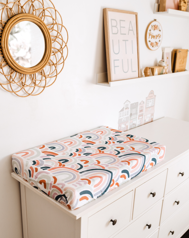 SNUGGLE HUNNY ORGANIC FITTED BASSINET SHEET / CHANGE PAD COVER - RAINBOW BABY