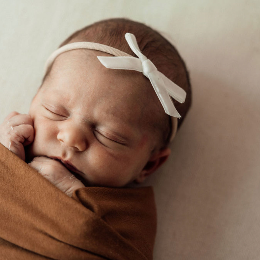 SNUGGLE HUNNY ORGANIC JERSEY WRAP AND BEANIE SET - BRONZE