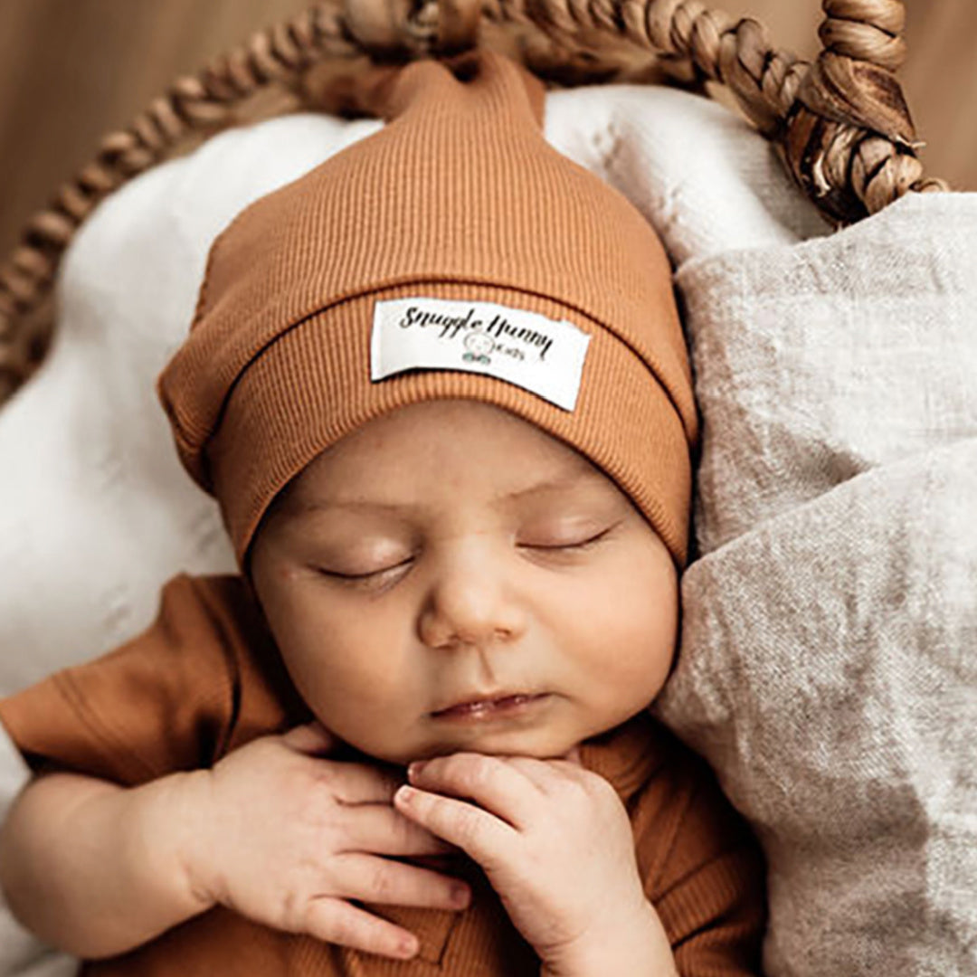 SNUGGLE HUNNY ORGANIC RIBBED BEANIE - CHESTNUT
