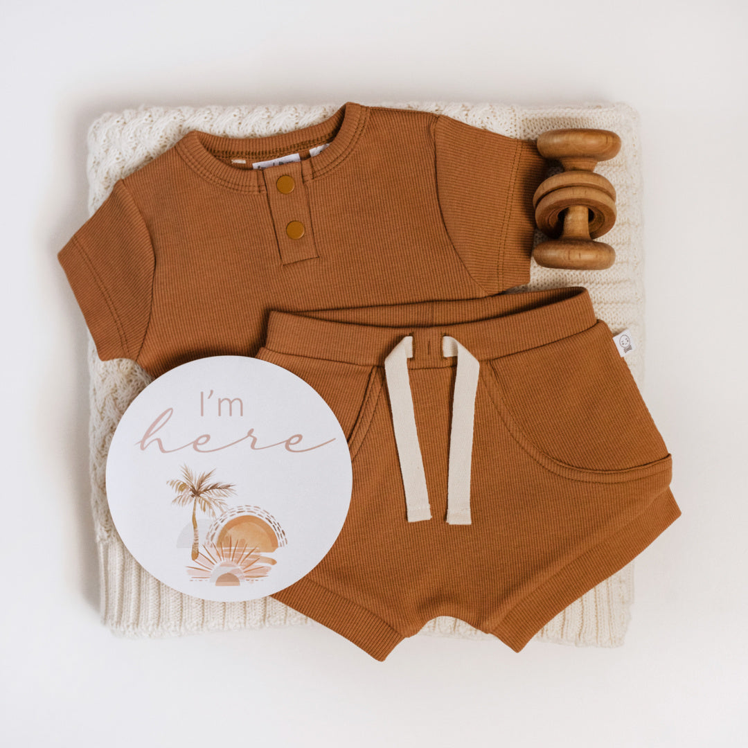 SNUGGLE HUNNY ORGANIC BABY SHORTS - CHESTNUT