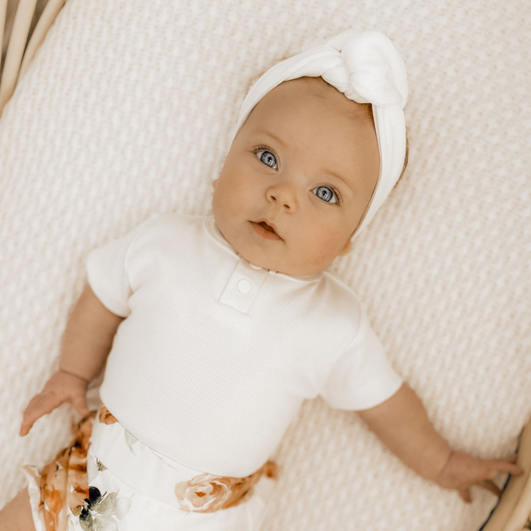 SNUGGLE HUNNY ORGANIC RIBBED TOPKNOT - MILK