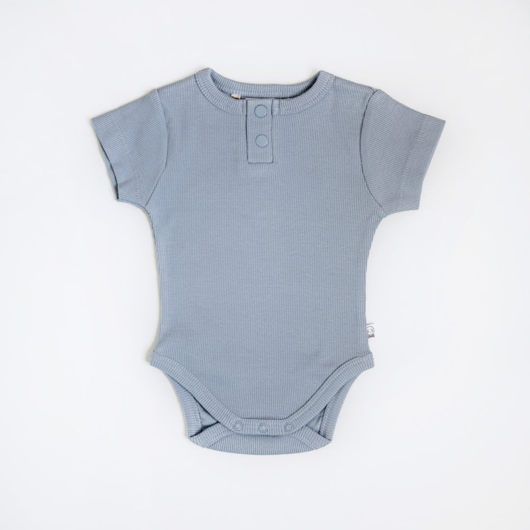 SNUGGLE HUNNY ORGANIC SHORT SLEEVE BODYSUIT - ZEN