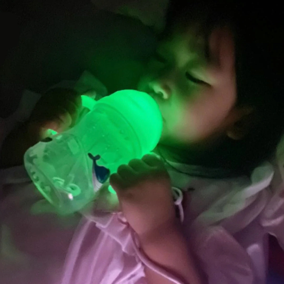 B.BOX SIPPY CUP - GLOW IN THE DARK